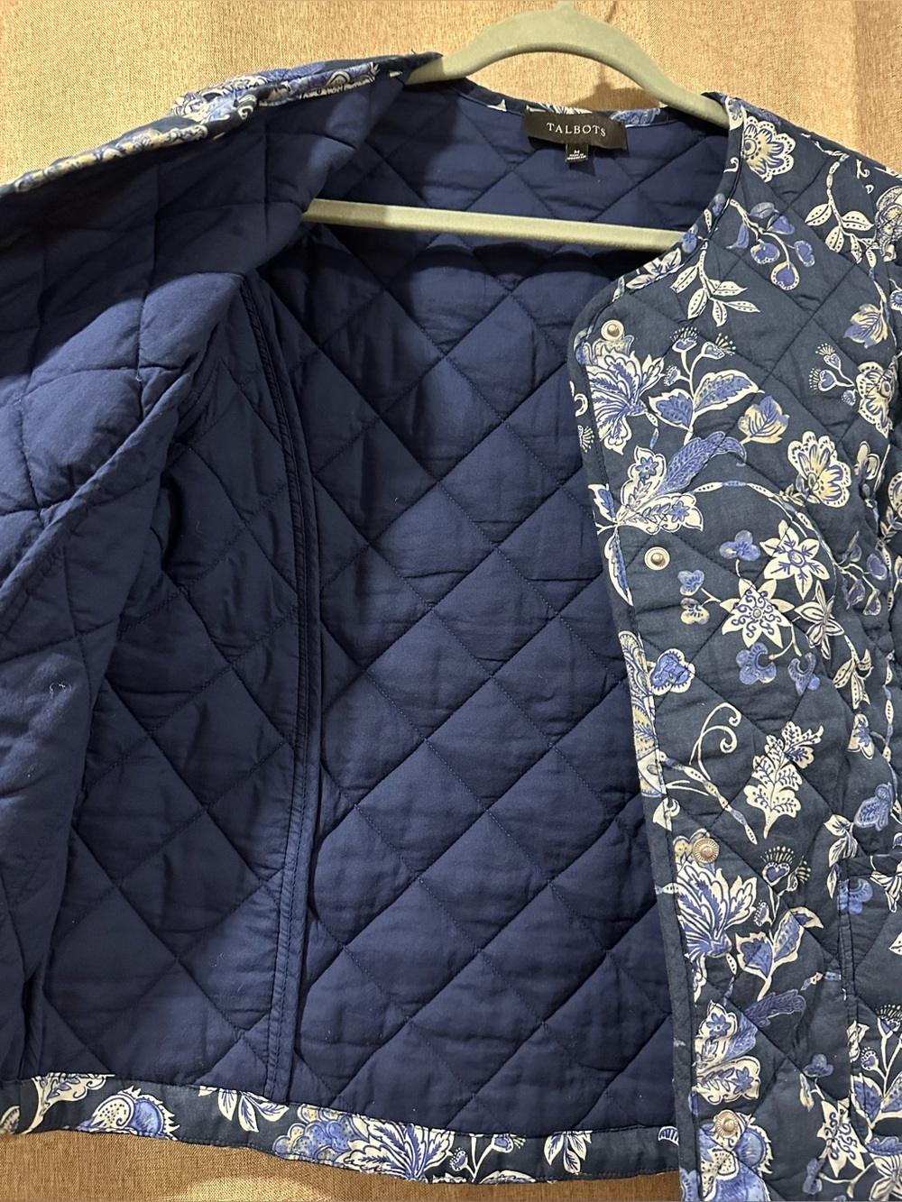Quilted Floral Jacket Snap Front w/ Pockets Sz M Talbots Cottagecore Grannycore - Picture 7 of 8